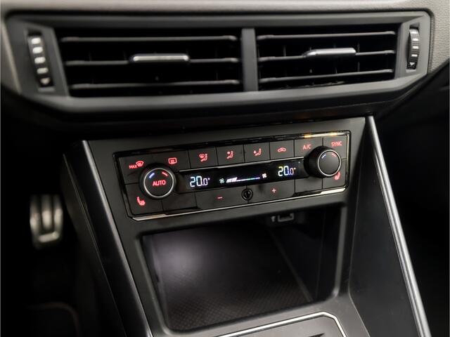 Volkswagen POLO 2.0 TSI GTI 200Pk Automaat (VIRTUAL COCKPIT, GROOT NAVI, CLIMATE, STOELVERWARMING, SPORTSTOELEN, GETINT GLAS, ADAPTIVE CRUISE, MODE KNOP, PARKEERSENSOREN, LED KOPLAMPEN, NIEUWSTAAT)