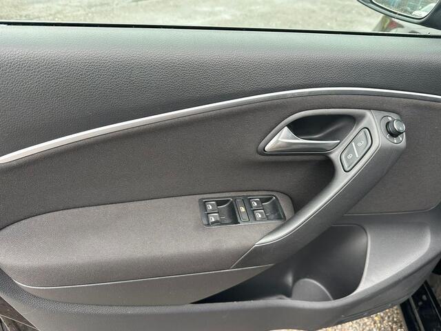 Volkswagen POLO 1.0 Comfortline