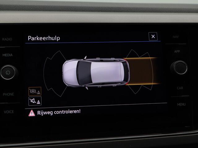 Volkswagen POLO 1.0 TSi Comfortline | Adaptive Cruise | Navigatiesysteem | CarPlay | LED | Sensoren Voor en Achter | 15 Inch | 61.982 Km!!