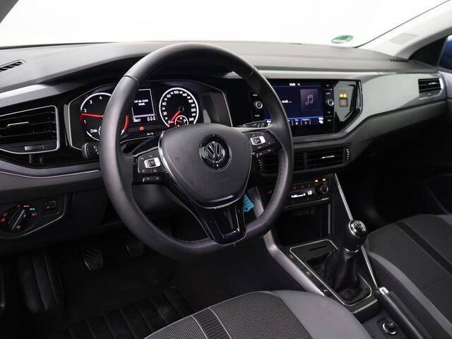 Volkswagen POLO 1.0 TSI Highline | 95 PK | Adaptive Cruise Control | Climate Control | NAVI | DAB | Aplle Carplay/Android Auto |