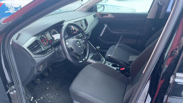 Volkswagen POLO 1.0 TSI Comfortline TREKHAAK / CARPLAY / DAB+ / NAVI / AIRCO / PDC / BLUETOOTH / ACC / NL-AUTO