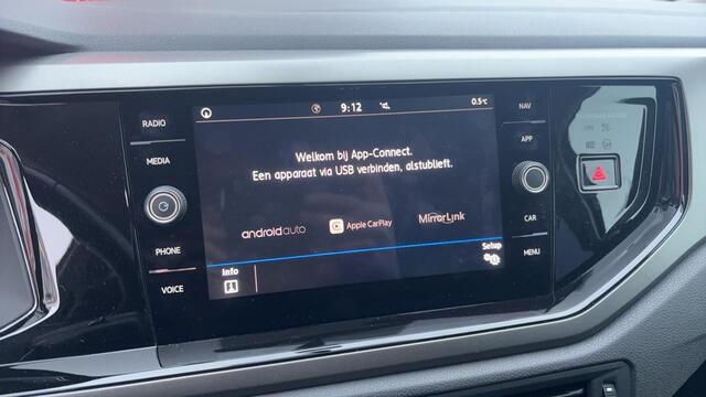 Volkswagen POLO 1.0 TSI Comfortline TREKHAAK / CARPLAY / DAB+ / NAVI / AIRCO / PDC / BLUETOOTH / ACC / NL-AUTO