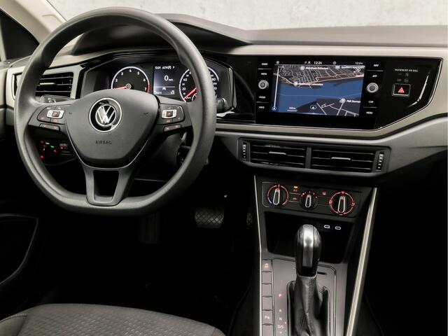 Volkswagen POLO 1.0 TSI Sportline Automaat (APPLE CARPLAY, GROOT NAVI, LM VELGEN, SPORTSTOELEN, PARKEERSENSOREN, ADAPTIVE CRUISE, NIEUWSTAAT)