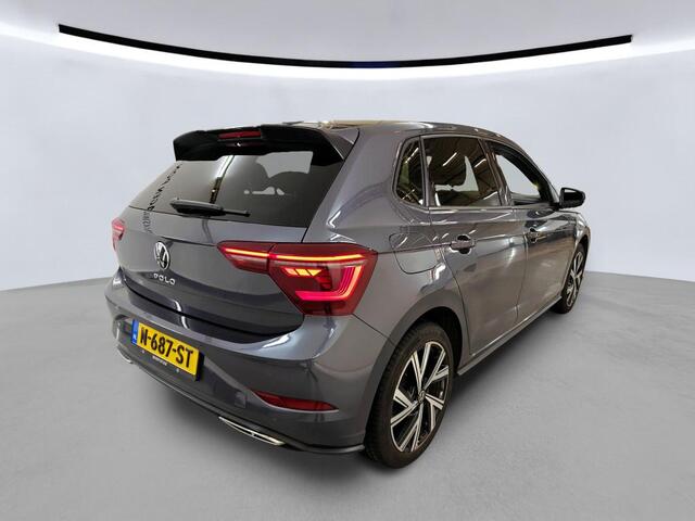 Volkswagen POLO 1.0 TSI R-Line / Pano / Navigatie / Climate controle / Parkeersensoren V+A / Lichtmetaal 17 inch /