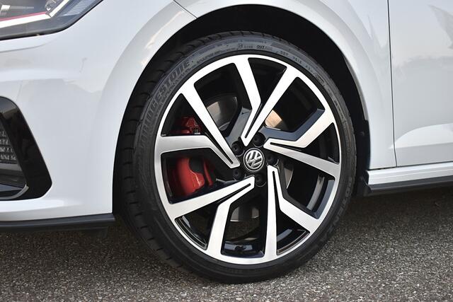 Volkswagen POLO 2.0 TSI GTI 200pk Pano | Apple-Carplay | Dsg