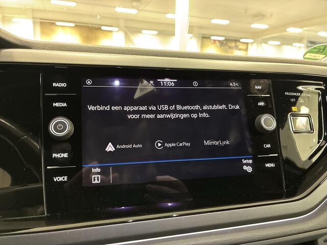 Volkswagen POLO 1.0 TSI 95pk DSG R-Line Business · Panoramadak · Camera · P-Sensoren · Apple/Android Car Play · IQ.Liht · 16'' Inch · Garantie t/m 22-10-2026 of 100.000km