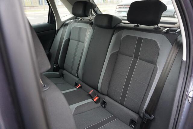 Volkswagen POLO 1.0 TSI Life Business | IQ.Light | CarPlay | ACC