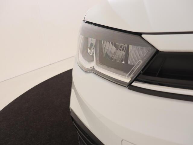 Volkswagen POLO Life Edition | 'App-Connect' smartphone integratie | Airconditioning automatisch (Climatronic), 2-zone | Buitenspiegels elektrisch instel- verwarm- en inklapbaar