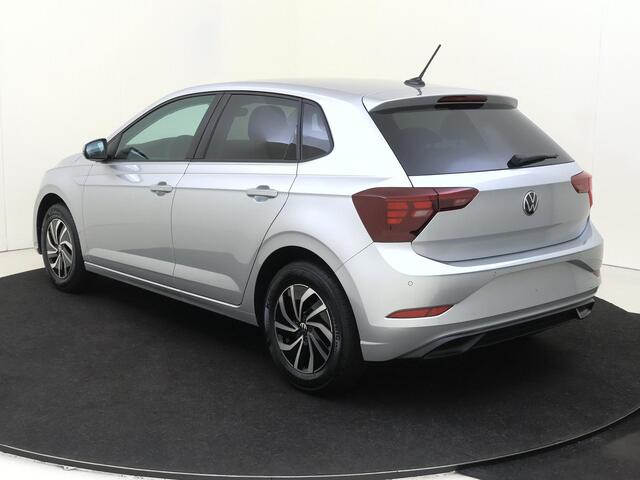 Volkswagen POLO Life Edition | 'App-Connect' smartphone integratie | Airconditioning automatisch (Climatronic), 2-zone | Buitenspiegels elektrisch instel- verwarm- en inklapbaar