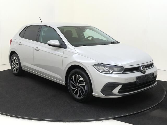 Volkswagen POLO Life Edition | 'App-Connect' draadloze smartphone integratie | Airconditioning automatisch (Climatronic), 2-zone | Buitenspiegels elektrisch instel- verwarm- en inklapbaar