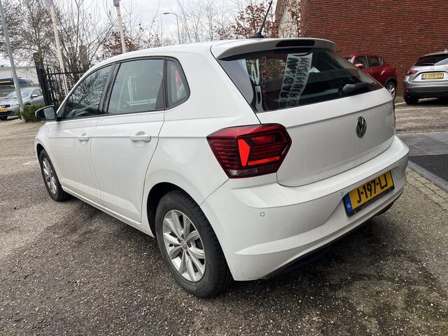 Volkswagen POLO 1.0 TSI Comfortline Business // LED // CLIMA // NAVI // PARKEERSENSOREN V+A // STOELVERWARMING //