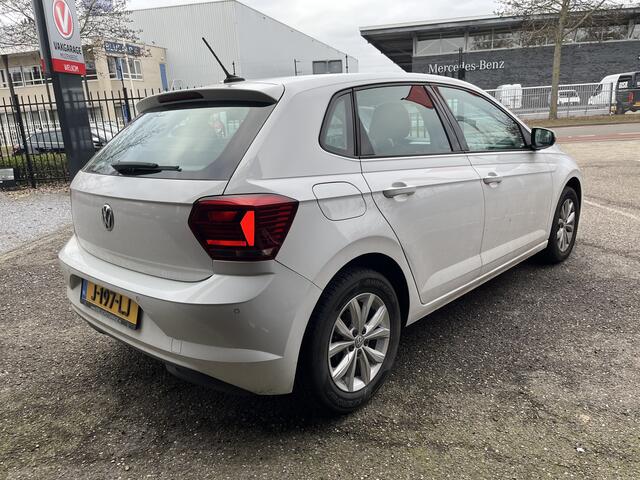 Volkswagen POLO 1.0 TSI Comfortline Business // LED // CLIMA // NAVI // PARKEERSENSOREN V+A // STOELVERWARMING //