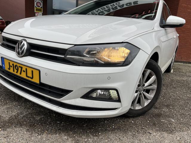 Volkswagen POLO 1.0 TSI Comfortline Business // LED // CLIMA // NAVI // PARKEERSENSOREN V+A // STOELVERWARMING //