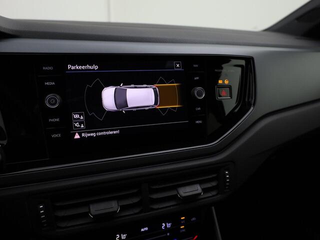 Volkswagen POLO 1.0TSI/95PK R-Line · Apple/Android Car Play · Clima · LED · Parkeersensoren · Garantie t/m 30-04-2028 of 100000km