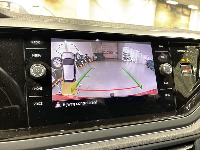 Volkswagen POLO 1.0 TSI 95pk DSG R-Line · Camera · Keyless · Apple/Android Car Play · Trekhaak · Navigatie · 16'' Inch · Garantie t/m 09-03-2027 of 100.000km