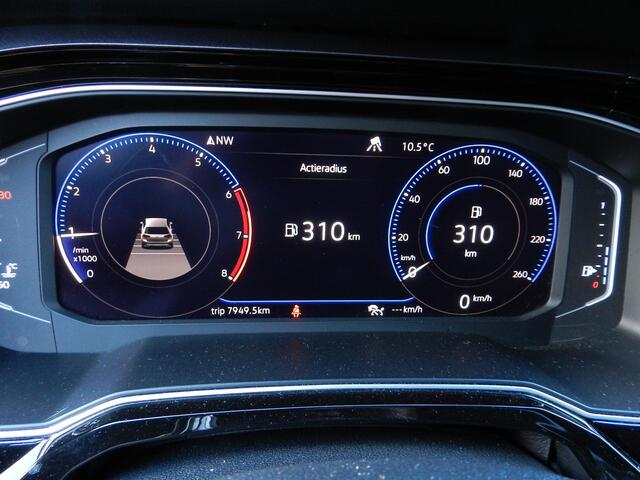 Volkswagen POLO 1.0 TSI Highline - R-Line - Apple CarPlay - Digital Cockpit - Weinig KM's - 100% Onderhouden - Carbon Exclusive