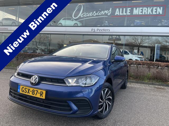 Volkswagen POLO 1.0 TSI Life Edition Achteruitrijcamera - Cruise control - Airco - Apple carplay - Navigatiesysteem - Parkeersensoren voor en achter - Licht metalen velgen 15 inch - Radio - Stuur multifunctioneel - Extra getint glas achter - Elektrische ramen voor en ach