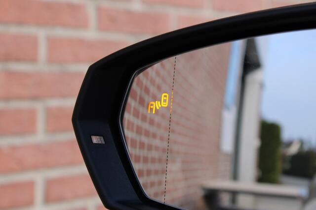 Volkswagen POLO 1.0 DSG 95PK R-Line |PANO-DAK|ACC|VIRTUAL-COCKPIT|STOELVERWARMING|