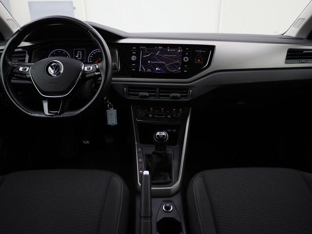 Volkswagen POLO 1.0TSI/95PK Comfortline Business · Navigatie · Apple/Android Car Play · Parkeersensoren ·