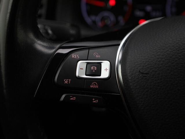 Volkswagen POLO 1.0TSI/95PK Comfortline Business · Navigatie · Apple/Android Car Play · Parkeersensoren ·