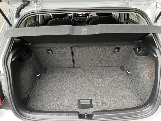 Volkswagen POLO 1.0 TSI Highline | Apple CarPlay / Android Auto | Adaptive Cruise Control | Parkeersensoren V+A | Navigatie |