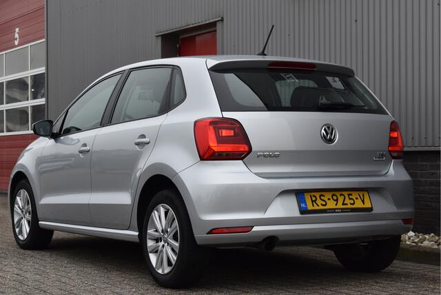 Volkswagen POLO 1.2 TSI Comfortline Cruise, A/C, Bluetooth