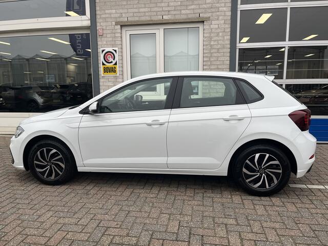 Volkswagen POLO 1.0 TSI Life / AUTOMAAT/ LED/ APP-CONNECT/ CLIMA/ STOEL VERWARM./ PARK. SENSOREN/ ADAPT. CRUISE/ NAVI/ 15" LMV/ DAB/ BLUETOOT