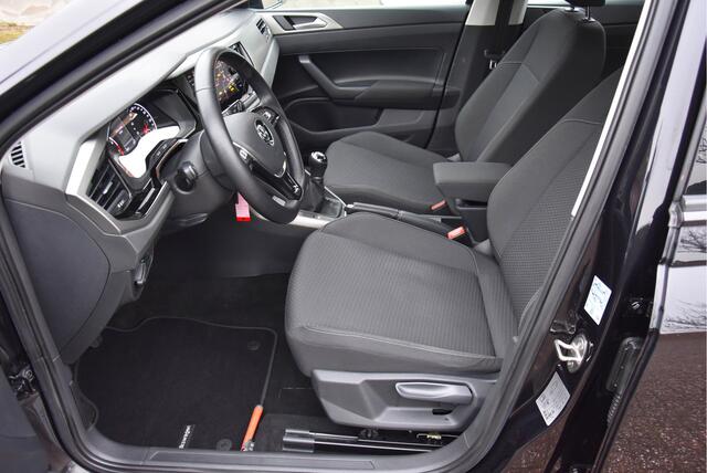 Volkswagen POLO 1.0 TSI 96 PK Navi Carplay ACC DAB NAP 1e eigenaar Comfortline bluemotion