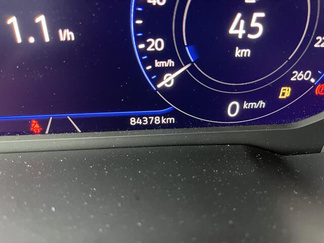 Volkswagen POLO 1.0 TSI Style / APP-CONNECT/ ACC/ IQ-LIGHT/ STOELVERWARMING/ PARK.SENSOREN V+A/ DIGITAL DASH/ CLIMA/ LANE-ASSIST/ DAB/ ISOFIX/ 15'' LMV