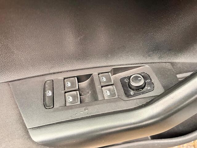 Volkswagen POLO 1.0 TSI Highline Business R