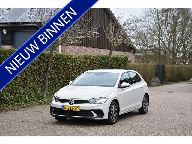 Volkswagen POLO 1.0 TSI Life parkeersensoren navi virtueel NAP 1e eigenaar