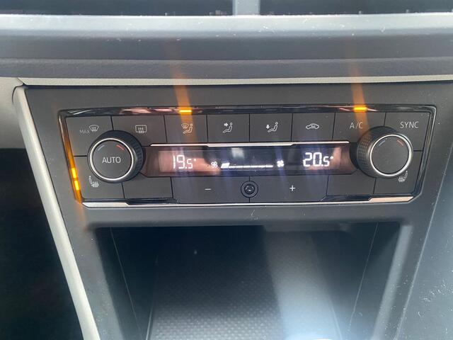 Volkswagen POLO 1.0 TSI Highline Business R | Automaat | Carplay | PDC | Stoelverw.