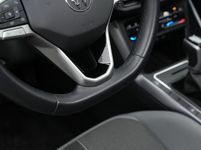 Volkswagen POLO 1.0 TSI 95 pk DSG Style | Panoramadak | IQ Light | Stoelverwarming | Adaptive Cruise