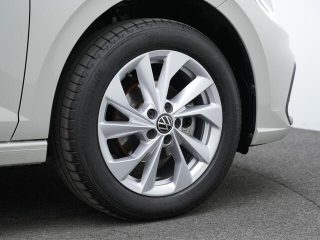 Volkswagen POLO 1.0 TSI 95 pk DSG Style | Panoramadak | IQ Light | Stoelverwarming | Adaptive Cruise