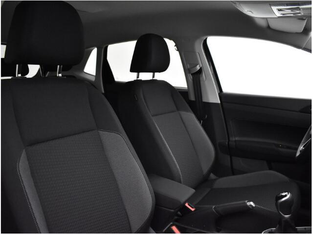 Volkswagen POLO Life Edition 1.0 TSI 95 pK 5 versn. Hand · Achteruitrijcamera · regensensor ·