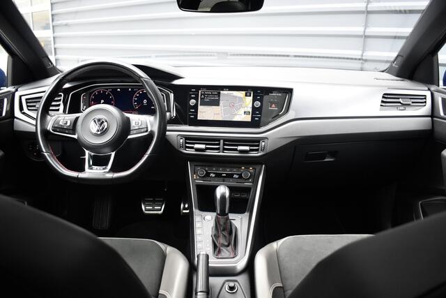 Volkswagen POLO 2.0 TSI GTI 200pk | Pano | ACC | Beats | Camera | 18'' Wielen | Stoelverwarming | CarPlay |
