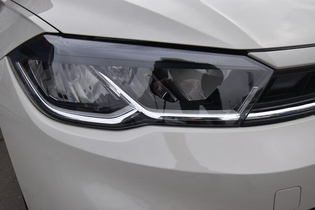 Volkswagen POLO 1.0 TSI Life , CLIMATRONIC , VIRTUAL COCKPIT , LMV15 , CR CONTR , NAVI ,