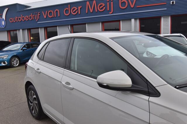 Volkswagen POLO 1.0 TSI Life , CLIMATRONIC , VIRTUAL COCKPIT , LMV15 , CR CONTR , NAVI ,