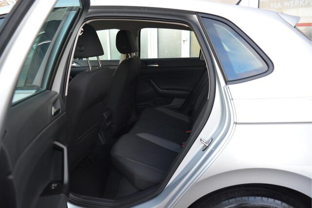 Volkswagen POLO 1.0 96PK TSI Life ? Trekhaak ? CarPlay ? Adaptive ? Camera ? NAP ? Orig. NL ?