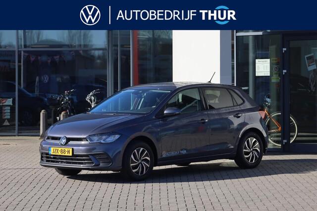 Volkswagen POLO 1.0 TSI Life Edition 95PK / 70kW DSG, Demonstratie voertuig (beschikbaar per 1 september 2026), keyless start & entry, achteruitrijcamera (rear view), parkeersensoren voor en achter (pdc), elektrisch verstel-, verwarm- en inklapbare buitenspiegels, LED-ko