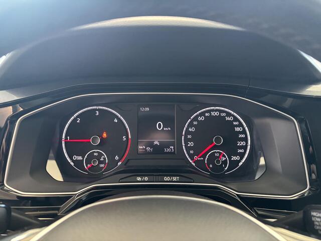 Volkswagen POLO 1.6 TDI Comfortline Business Binnenkort meer foto's | Adapt. Cruise