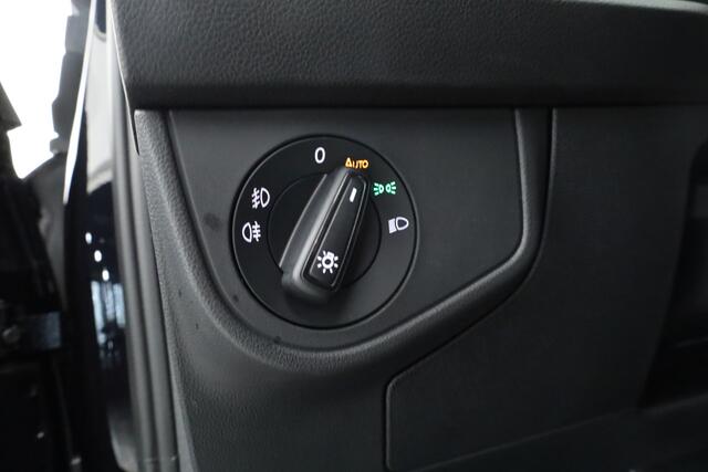 Volkswagen POLO 1.0 TSI R-Line DSG | IQ. Light | Adapt. Cruise | Camera | Apple CarPlay | Navi | Stoelverw. | PDC