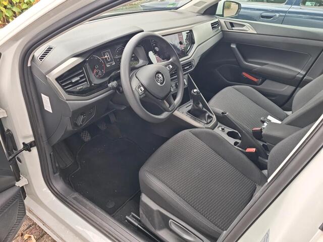 Volkswagen POLO 1.0 TSI Comfortline / ADAPT. CRUISE/ NAVI/ AIRCO