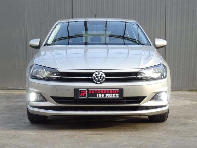 Volkswagen POLO 1.0 TSI Highline * PDC * 4 SEIZOENSBANDEN * CAMERA !!