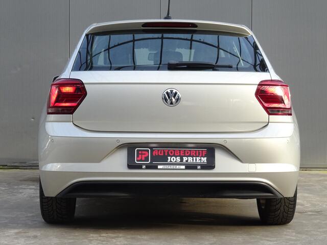 Volkswagen POLO 1.0 TSI Highline * PDC * 4 SEIZOENSBANDEN * CAMERA !!