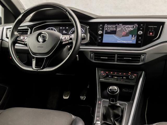 Volkswagen POLO 1.0 TSI Sportline Highline (SCHUIFDAK, APPLE CARPLAY, GROOT NAVI, ZWART HEMEL, CLIMATE, LEDER, LED KOPLAMPEN, GETINT GLAS, PARKEERSENSOREN, ADAPTIVE CRUISE, NIEUWE APK, NIEUWSTAAT)
