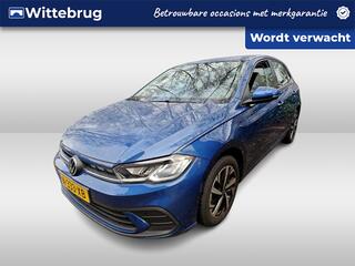 volkswagen-polo-1.0-tsi-life---park