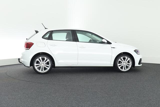 Volkswagen POLO 1.0 TSI 95pk R-Line Highline Trekhaak Navigatie Parkeersensoren