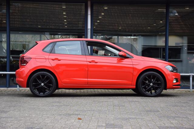 Volkswagen POLO 1.0 TSI Comfortline | Org. NL | BOVAG Garantie | Trekhaak | Adaptive Cruise Control | 17'' Velgen | All Season Banden | Apple Carplay/Android Auto | Navigatie |