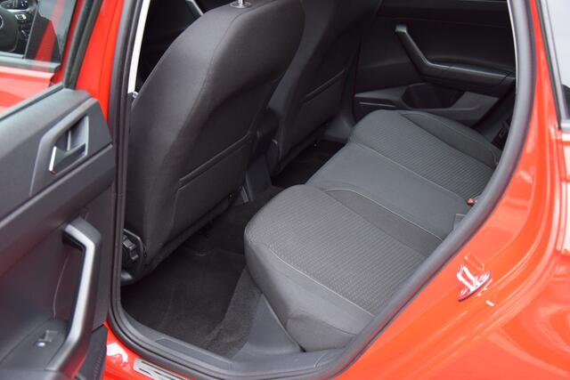 Volkswagen POLO 1.0 TSI Comfortline | Org. NL | BOVAG Garantie | Trekhaak | Adaptive Cruise Control | 17'' Velgen | All Season Banden | Apple Carplay/Android Auto | Navigatie |